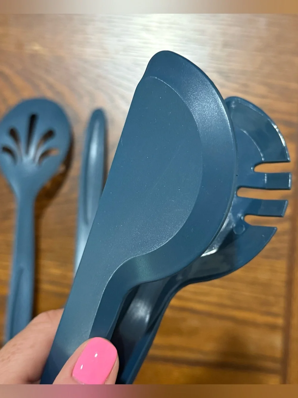 Blue Kitchen Utensil Set - 6 Pieces Kitchen Set Spoons & Tongs (Used Once)